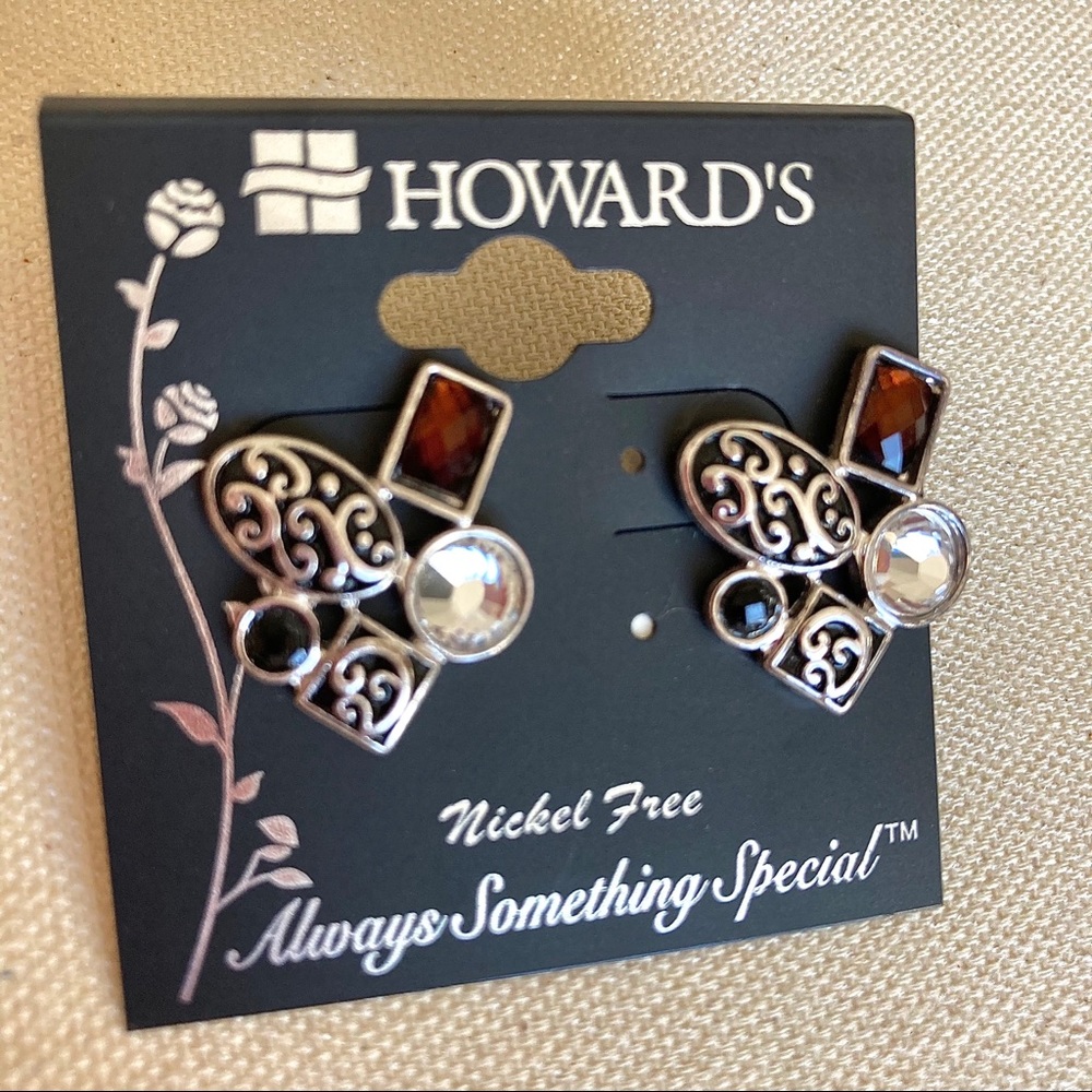 Women’s earrings NWT